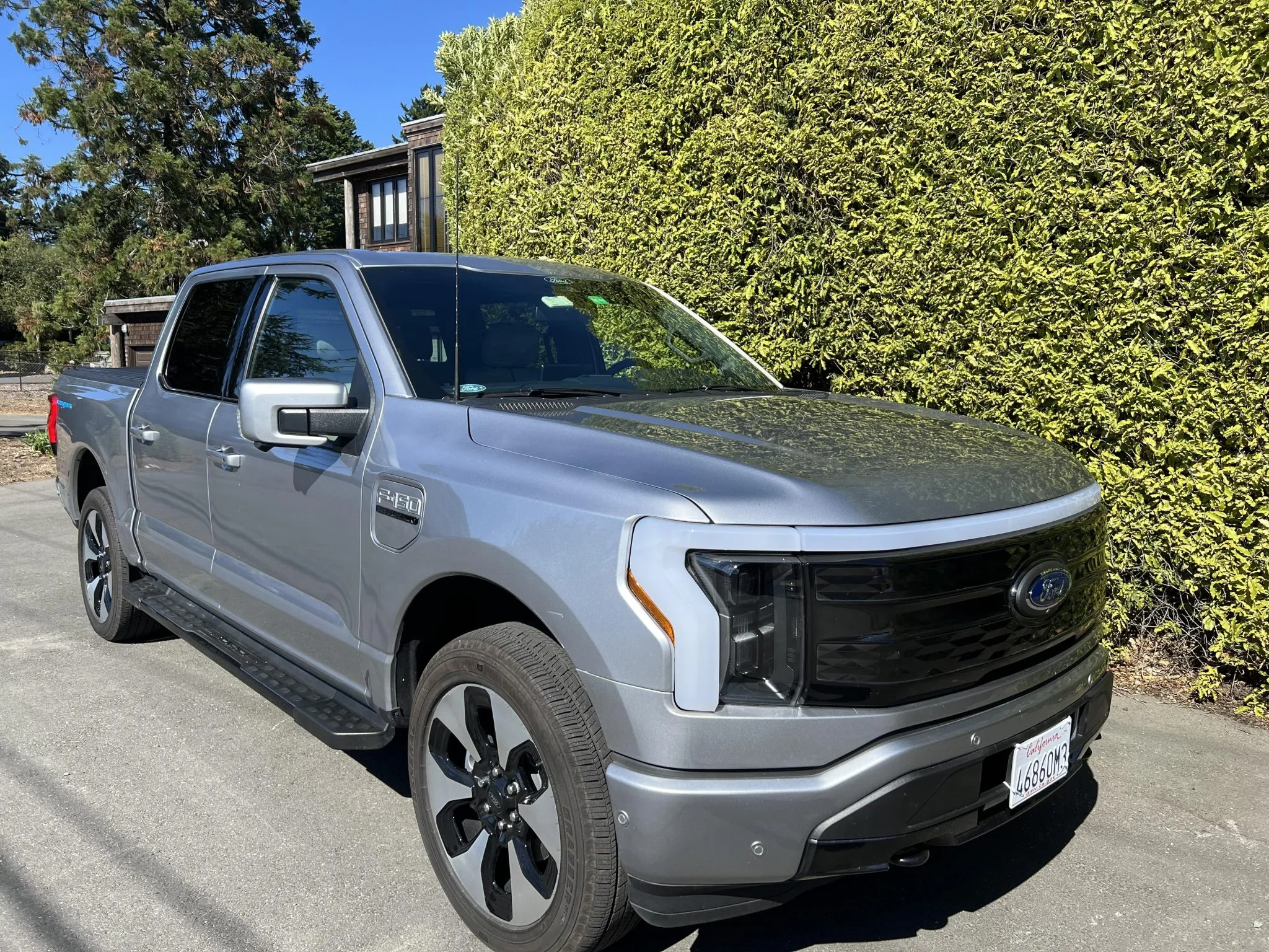 2022_ford_f-150-lightning_IMG_2072-93674-scaled